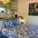 Panzió L'anagramme, Chambres, Table D'hotes Et Pour Adultes, Naturistes Ou Non ! Cindré