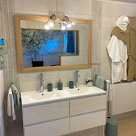 L'anagramme, Chambres, Table D'hotes Et Pour Adultes, Naturistes Ou Non ! Cindre